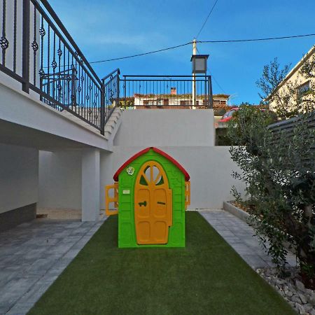 Deluxe Apartman Porto Trogir Luaran gambar