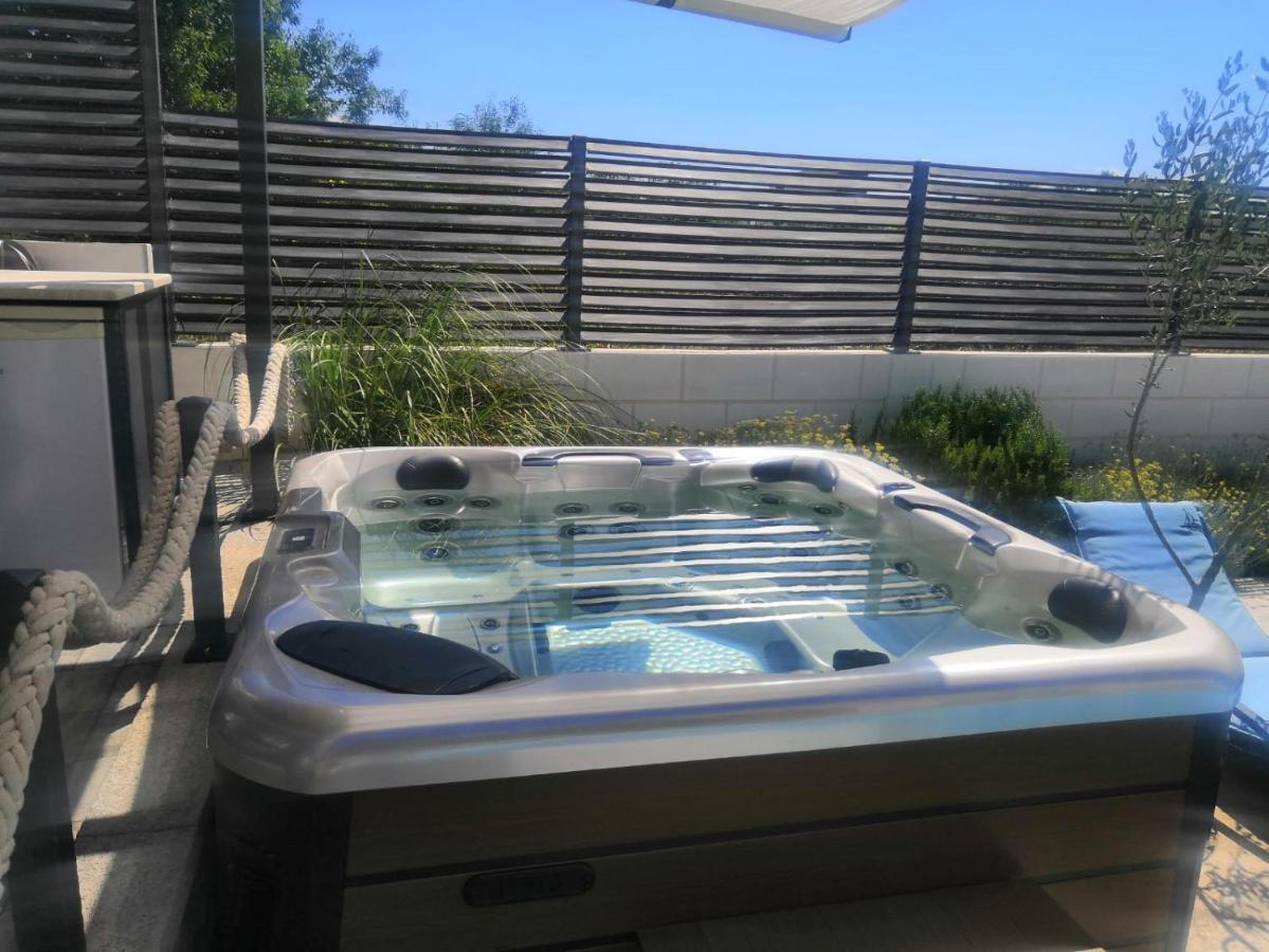 Deluxe Apartman Porto Trogir Luaran gambar