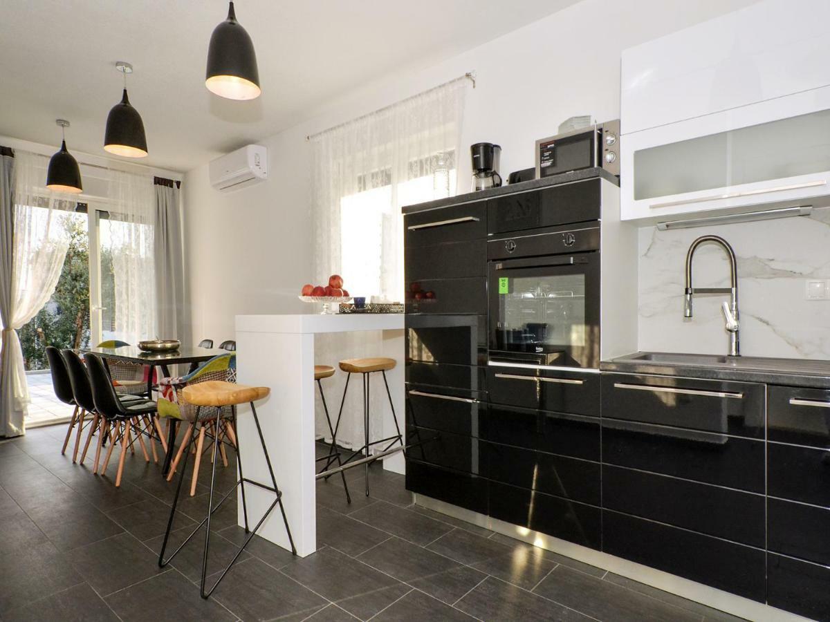 Deluxe Apartman Porto Trogir Luaran gambar