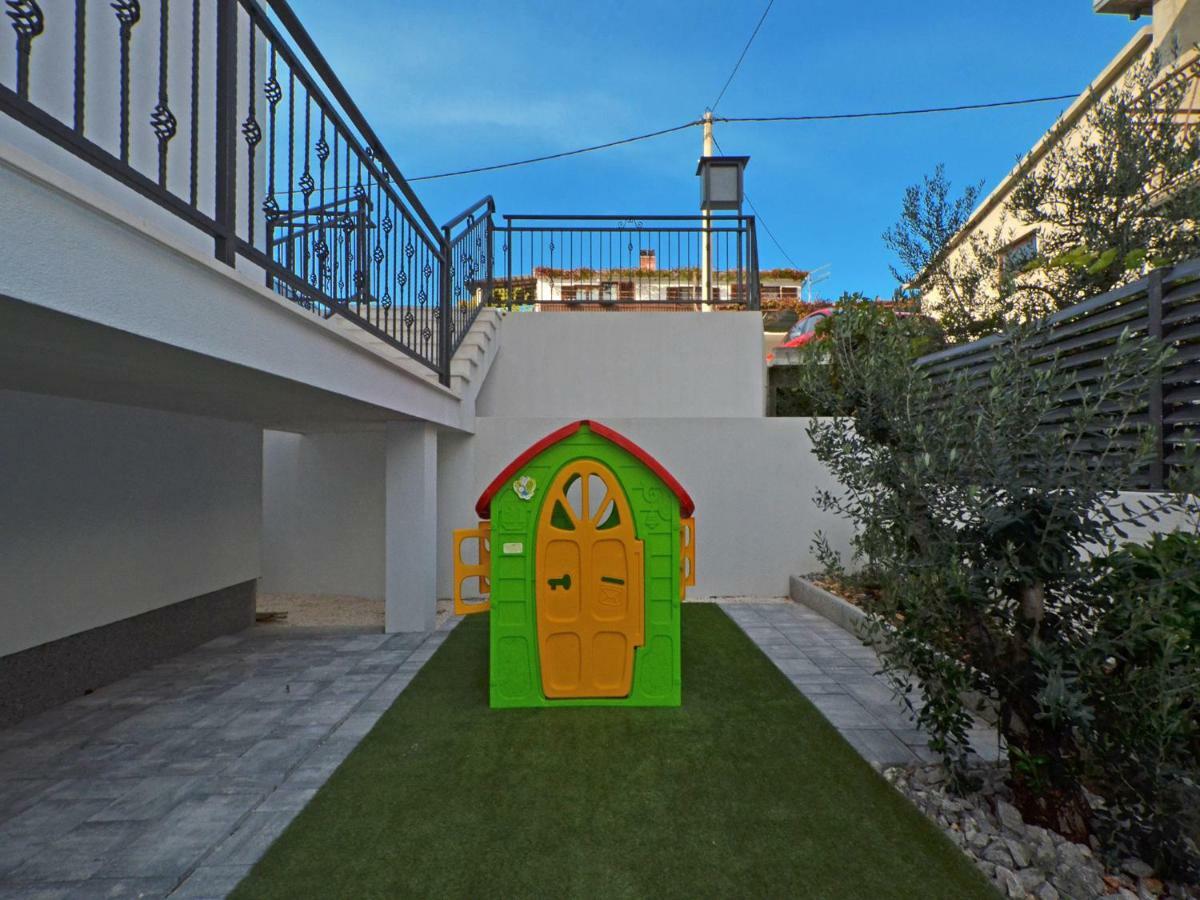 Deluxe Apartman Porto Trogir Luaran gambar