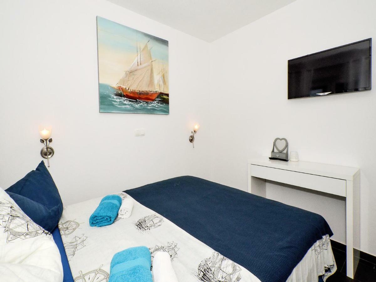 Deluxe Apartman Porto Trogir Luaran gambar