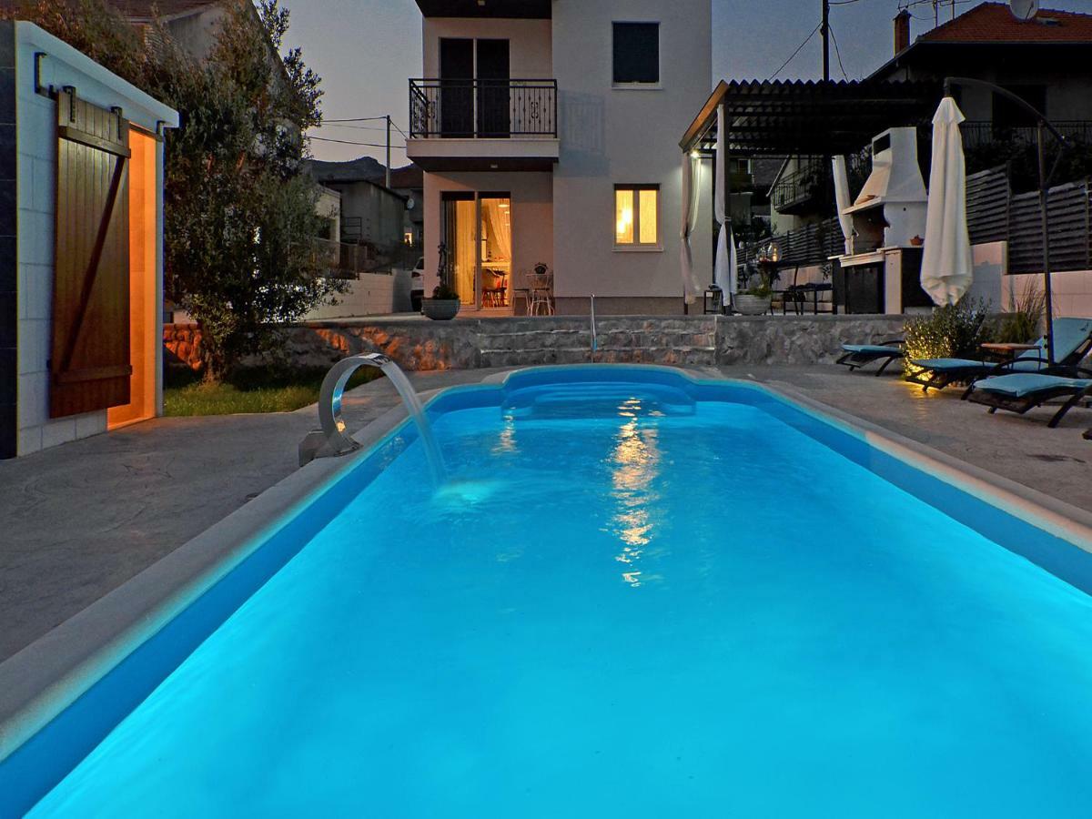 Deluxe Apartman Porto Trogir Luaran gambar